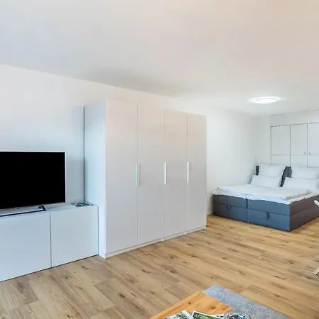 Apartment Am Hochwald Mit Burgblick