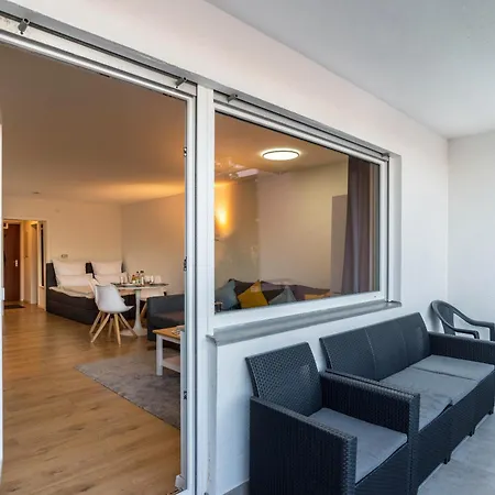 Am Hochwald Mit Burgblick Apartment